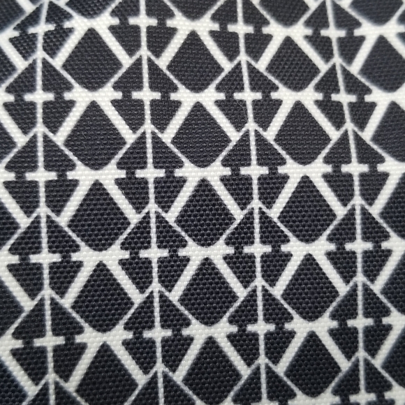 Kipling Art Mini Printed Shoulder Bag In Black And White K Pattern - Picture 13 of 14